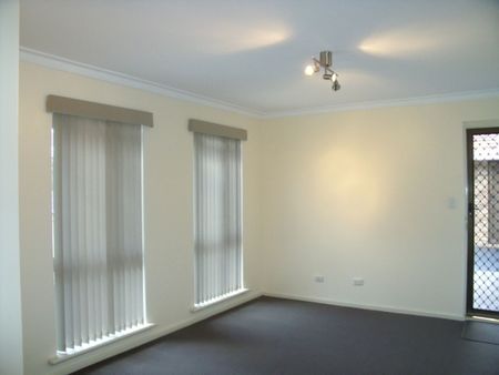 Neat & Tidy Duplex Located in Quiet Location & Great School Zones!!! - Photo 3