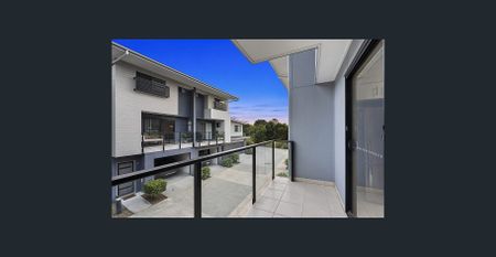 Available from 5/12/2025 – Modern Three-Level Townhouse in Prime Nerang Location - Photo 5
