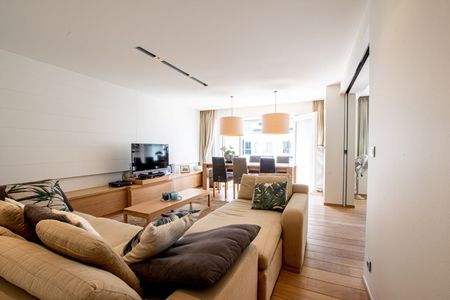 Mooi gemeubeld appartement in het Zoute nabij het Driehoeksplein en de Zeedijk! - Photo 2