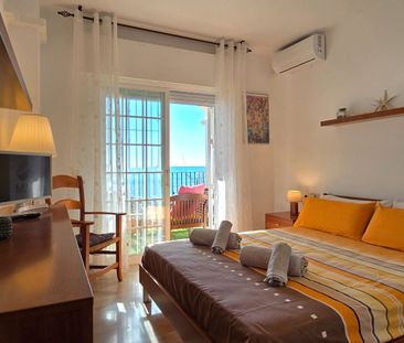 Apartamento de alquiler en Urbanización Mohana, 27, El Faro de Cala... - Photo 6