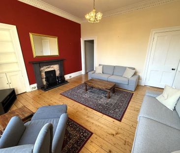 3 bedroom flat to rent - Photo 4