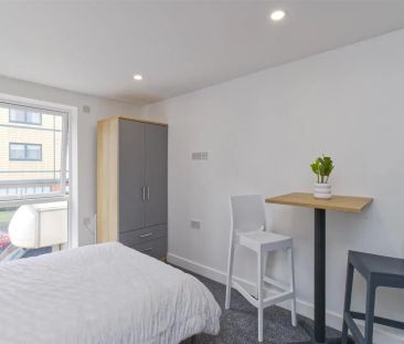 Lucys Court, Lower Holyhead Road, City Centre - Photo 3