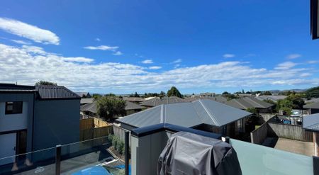 Executive large townhouse in the heart of Richmond - Photo 2