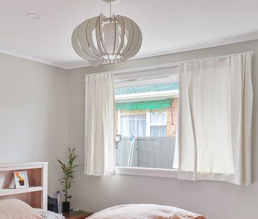 Two bedrooms brick unit - Photo 6