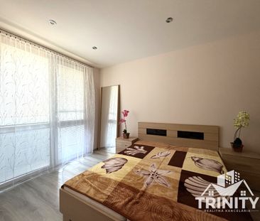 Na prenájom kompletne zariadený 3-izbový byt s balkónom v meste Nov... - Photo 5