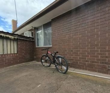 Family Home in a Convenient Location - Photo 3