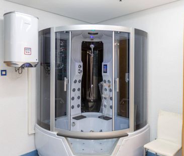 3 room luxury Flat for rent in Valencia - Photo 2