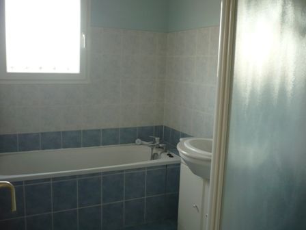 Location Maison 5 pièces 95m² - Photo 3