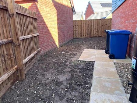 Ellis Close, Bury St Edmunds - Photo 3