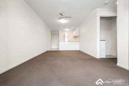 38 / 48-50 Lee St - Photo 4