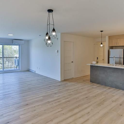 PROMO - SAINT-CHARLES - APPARTEMENT 4½ À LOUER POUR JUILLET - Photo 1