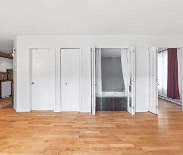 1181 Rue de l'Aigue Marine, Québec (Charlesbourg), QC G2L - Photo 2