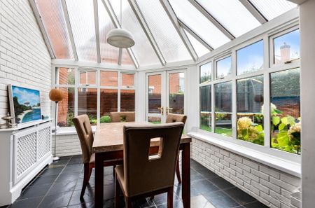 4 bedroom detached house to rent - Photo 3