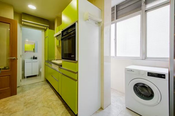 Calle de Cavanilles, Madrid, Community of Madrid 28007 - Photo 1