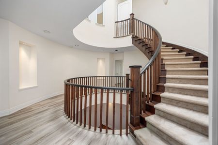 For Lease - 521 Davenport Road, Toronto, Ontario - Photo 3