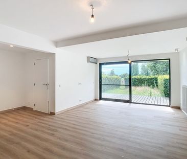 Prachtig gerenoveerd gelijkvloers appartement! - Foto 1
