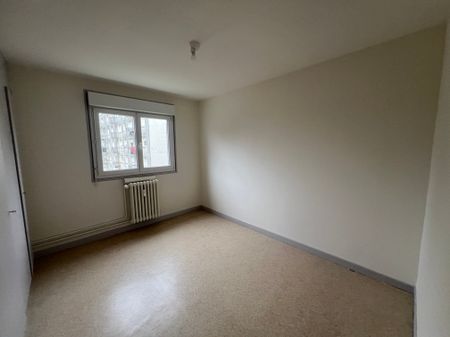 Location - Appartement T4 - 79 m² - Montbéliard - Photo 2