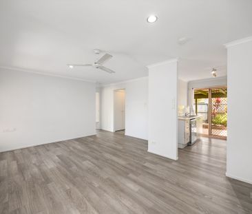 Low-Set Villa in Sought-After Park Haven - Photo 3