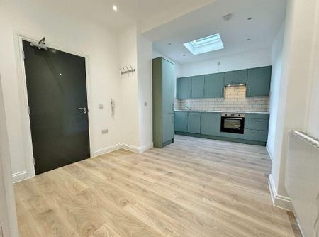 1 bedroom flat to rent - Photo 2