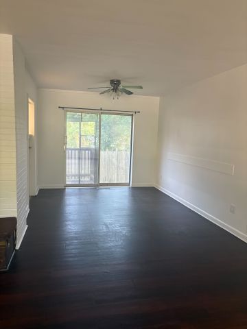 For Lease - 4130 Lawrence Avenue, Toronto, Ontario - Photo 5