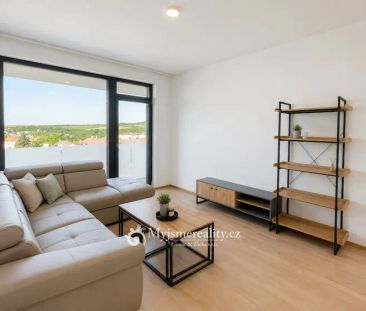 Pronájem, bytu 2+kk s terasou a garážovým stáním, 78 m - Photo 3