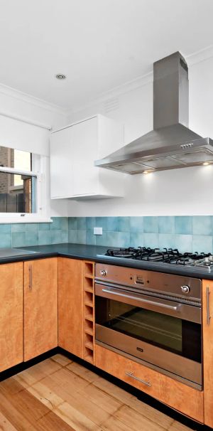 BAYSIDE LIVING AT ITS BEST - WALK TO HALF MOON BAY! - Photo 2