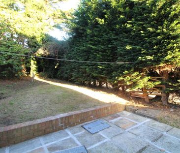 2 bedroom end of terrace house to rent - Photo 6