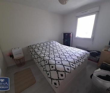 Location Appartement 2 pièces 48m² CAUDEBEC LES ELBEUF 76320 - Photo 3