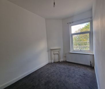 2 Bed Terraced House, Silton Street, M9 - Photo 2