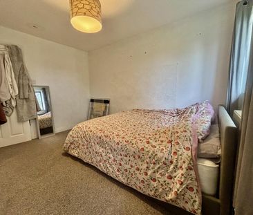 2 bedroom semi-detached house to rent - Photo 6