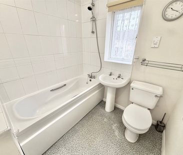 3 bedroom house to rent Waltham Drive, Elstow, Bedford, Bedfordshir... - Photo 6