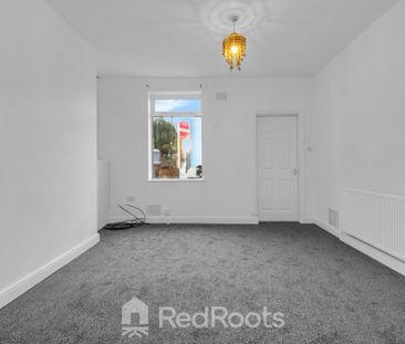 2 bedroom end of terrace house to rent - Photo 1