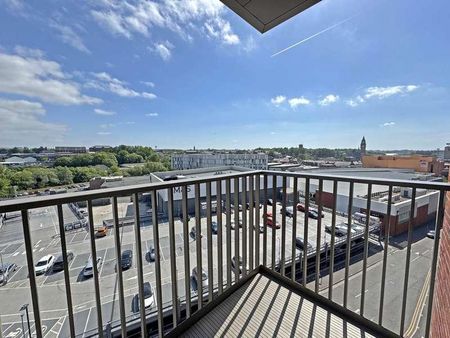 New Baillie Street, Rochdale, OL16 - Photo 2