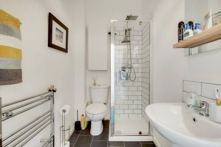 1 bedroom flat to rent - Photo 5