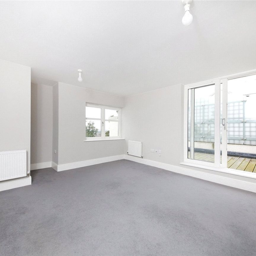 Gayfere Place, London, SE25 - Photo 1