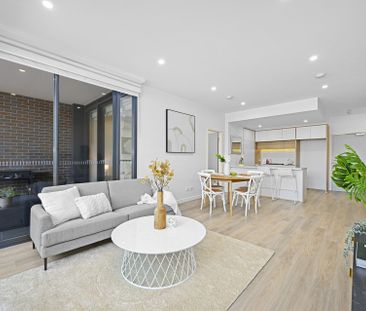 102/81B Lord Sheffield Circuit, Penrith - Photo 2