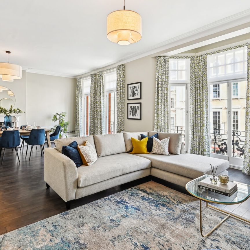 Gloucester Road, SW7, London - Photo 1