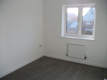 3 bedroom detached house to rent - Photo 2