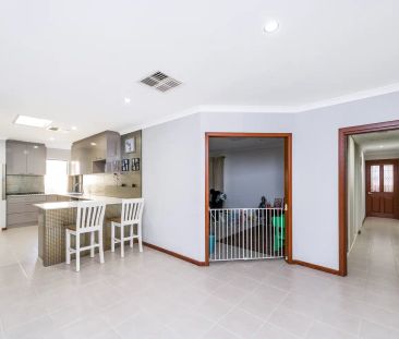 “Low maintenance beautiful family home” - Photo 6