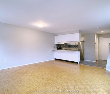 696 St Clair Avenue W #304 - Photo 6