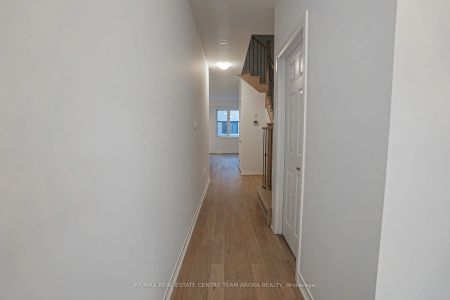 Property For Lease | X9041790 - Photo 5