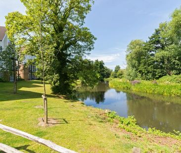 Weyview Gardens, Godalming, GU7 - Photo 6