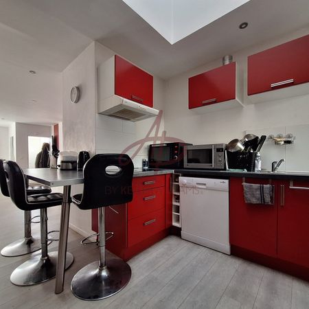 Location Maison 6 pièces 99m² ROUBAIX 59100 - Photo 3