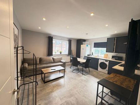 2 bedroom flat to rent - Photo 4