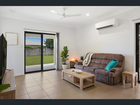 29 Ellsworth Drive, Mount Louisa - Photo 4