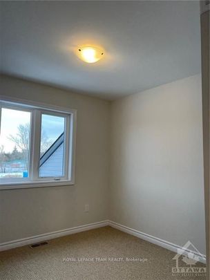 For Lease - 104 Patchell Place, North Grenville, Ontario - Photo 1