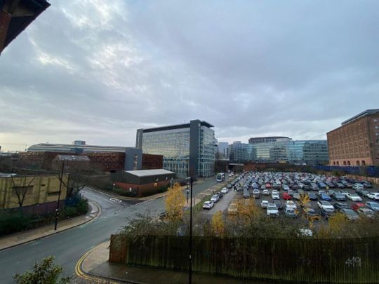 Wharf Close, Manchester - Photo 1