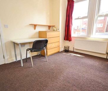 Grange Avenue, Earley, Reading, Berkshire, RG6 - Photo 5