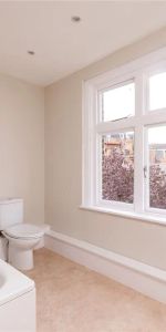 2 bedroom flat in 14 Market Place - Photo 4