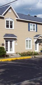 1ER NOVEMBRE -CENTRE VILLE JOLIETTE SPLENDIDE 4 1-2 SUR 2 ÉTAGES ! CONSTRUCTION SUPÉRIEUR ! A VOIR !!! - Photo 4